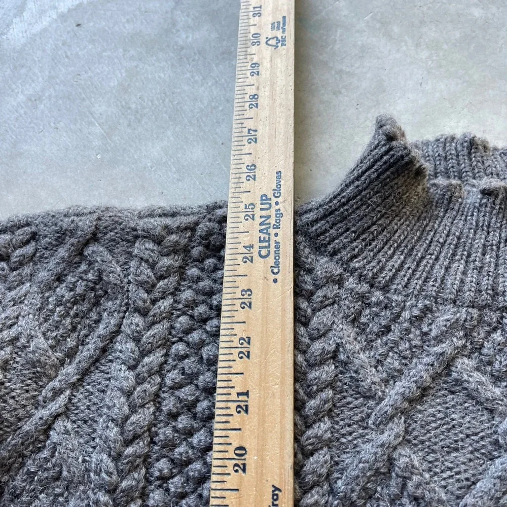 J. Crew Mens XL Grey Wool Cable Knit Fisherman Sweater Collar Distressed